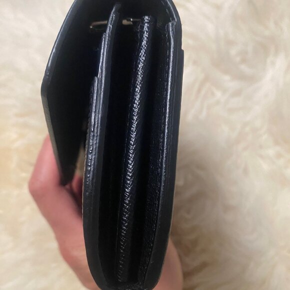 LOUIS VUITTON Epi Portefeuille Sarah Wallet in Black - Picture 15 of 17